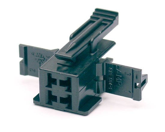 4 POL JP ERKEK SOKET